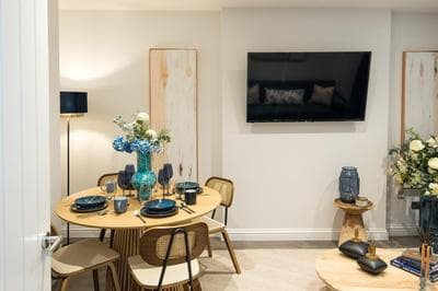 BC1 WestKensington-baronsCourt-LuxuryOneBed-10MinPicadilly