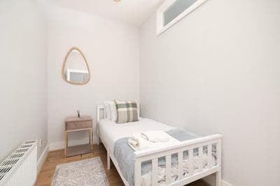 2 bedroom flat near Tottenham Hotspur Stadium