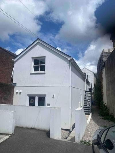 Truro City Escape (self contained apartment)