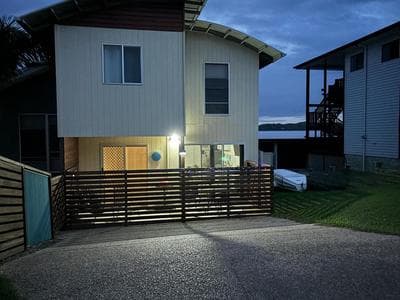 Seascape Retreat - Time to Slow Down - Suits Couples or Family with Kids with 2 sleeping spaces