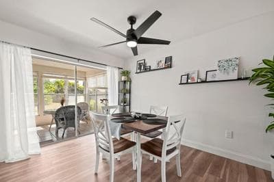 Brand New 2Bed in Bonita's Heart with Superb Patio and Garden