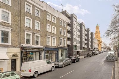 Brand New Refurbishment Townhouse in Notting Hill near Portobello Road with AC Air Conditioning & Roof Terrace