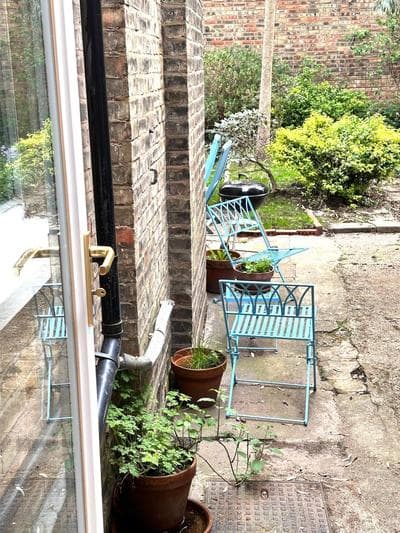 Charming, Renovated Residence in Willesden Green