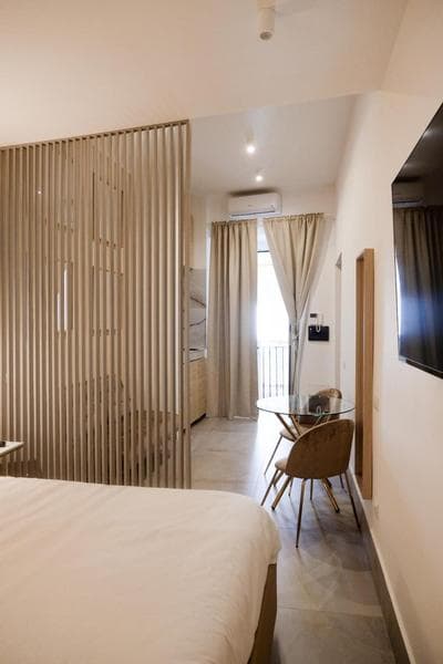 ADOUNIA HOME