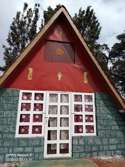 Green hut house