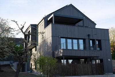 Gästewohnung in Massivholzhaus