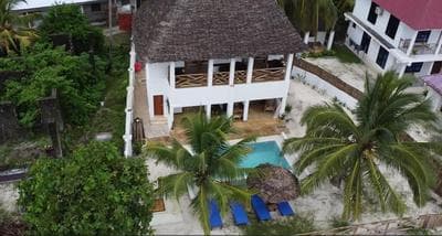 Amani Beach Villa- Bwejuu
