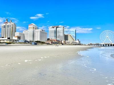 Beachblock, 1 Br Reno Apt in Atlantic City!!!