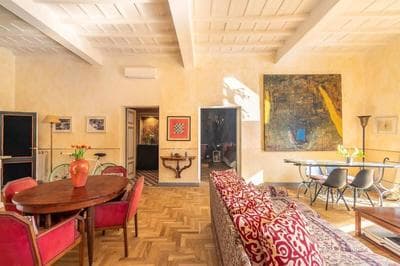 Farnese Designer Loft by Romeloft