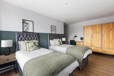 Chic London Getaway 10 mins to Wembley