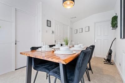 Elegant Home Next to Wembley Stadium