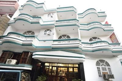 Hotel O Maa Residency