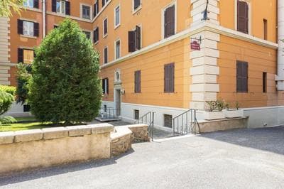 San Giovanni apartment