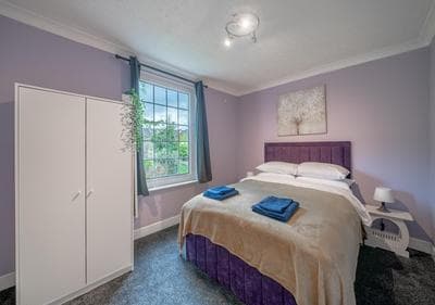 One bedroom Flat Free Parking