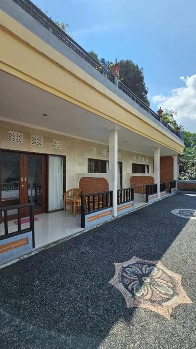Nadya Homestay
