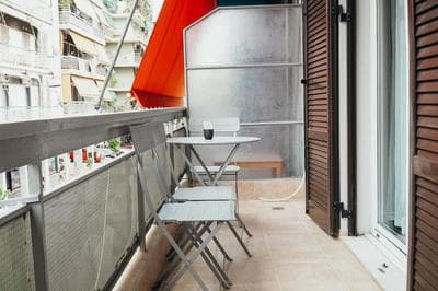 Charming Apartment in Keramikos