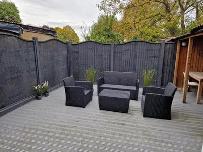 New! Lovely 2 Bed Serviced Apartment with free parking
