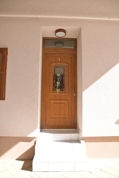 Makotel Apartmanház