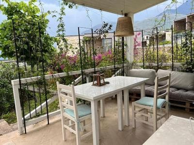 Holliday home 200m from the beach at White Rocks, Dhermi