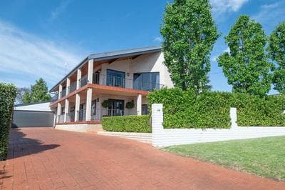 The Grand on Macquarie