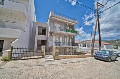 Ira Apartment