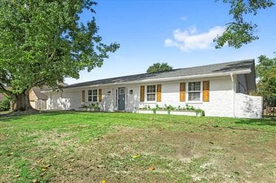 Ranch Home Gem 5BR Home Sleeps 12 with Game Room