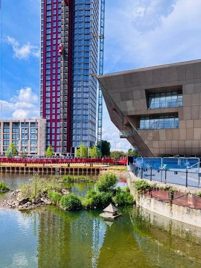 Canada Water SE16 7AQ 2bed apartment