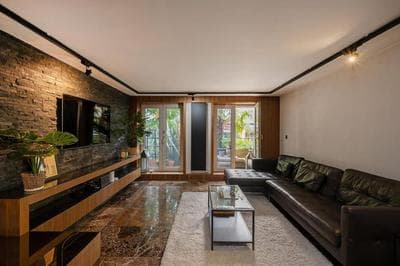 Deluxe 2-Bed Apartment with 24 Hour Security & Private Terrace
