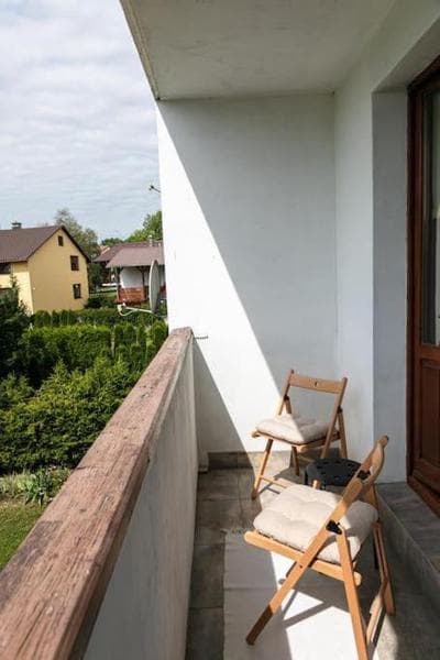 Cozy 1 bedroom apartment with a free parking spot