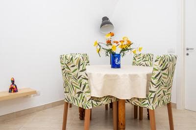 Private Lemon Garden Loft in the Center