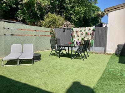 Cosy Modern Family Home Free Parking Garden