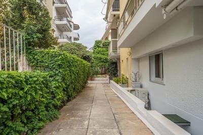 Bright & Breezy Glyfada Studio