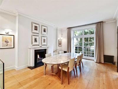 Designer Posh Luxury Central Knightsbridge 95SQM sleeps up to 6