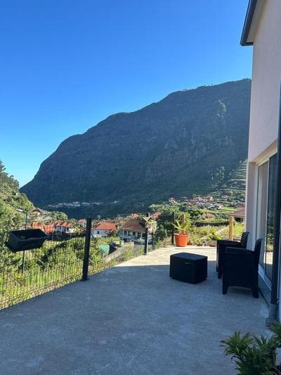 The Green Valley House