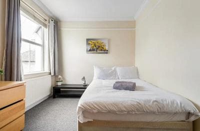Lovely 3-bed 20 minutes to Central London