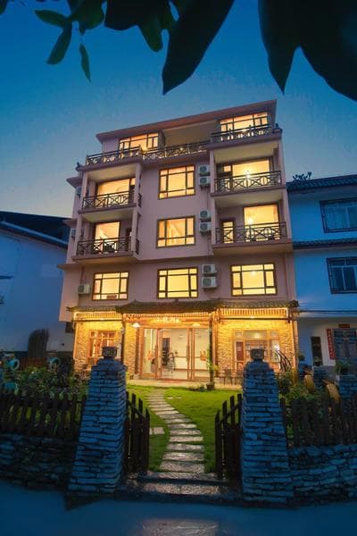 Yangshuo Xiao Long River Hotel