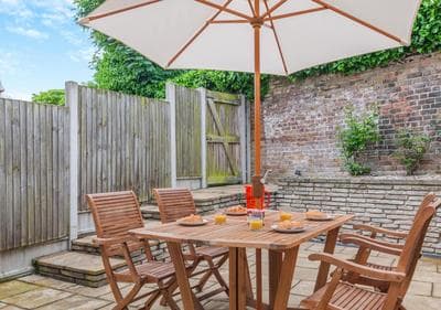 2 Bed in Broadstairs oc-th019