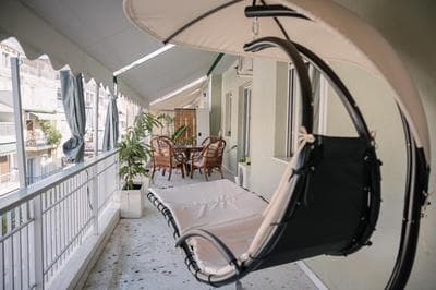 3Cs Athens Ampelokipoi Comfy flat ft Patio Airport Direct day n night