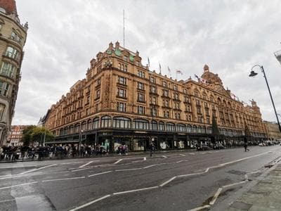 Knightsbridge Cosy 2 bedroom Central Location