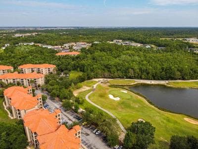 Golf Course View, top floor Tuscana Resort