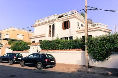 Villa Taroub avec piscine et vue sur mer