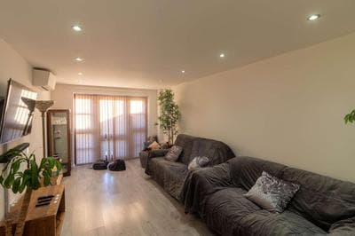 Wembley Serviced Accommodation by Solara - Free Parking - By Wembley Stadium - Private Garden