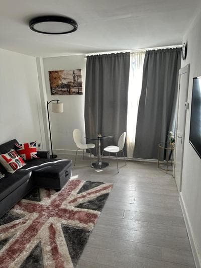 1 Bedroom 30 minutes to St Pancras