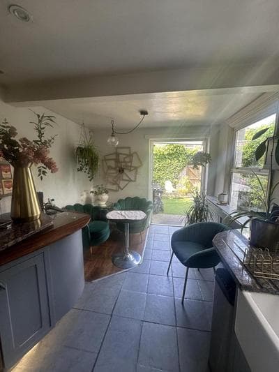 House - Sleeps 4 - Garden - Pets Ok - Parking
