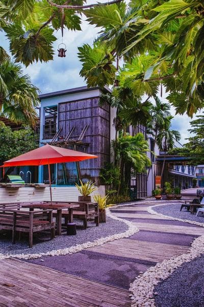 Paragon Inn