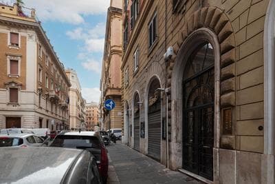 GuestHost - Rione Sallustiano Elegant Apartment