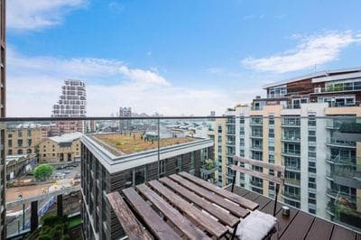 Central luxury 2 Bed apartment