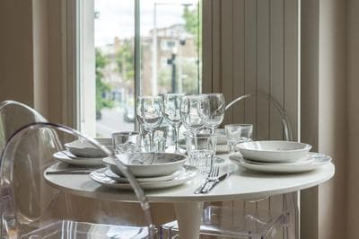 Chic 2-Bedroom Apartment on the Kings Road, Chelsea