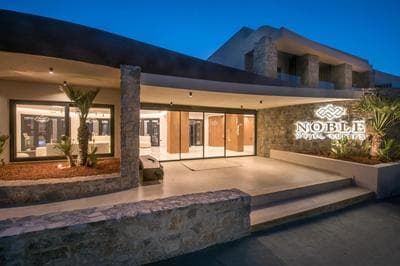 Noble Hotel & Suites - Adults Only