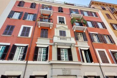 At the Vatican Ottaviano 2 bedrooms 2 baths